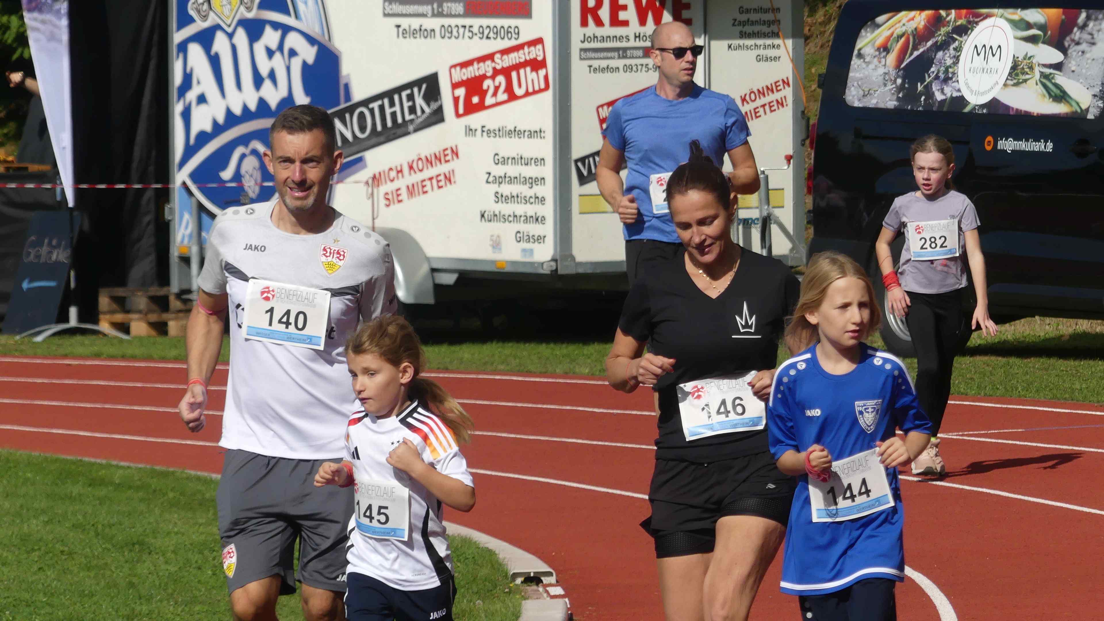 Bild vom 14. Benefizlauf im Jahr 2024. Dies ist das 242. Bild.